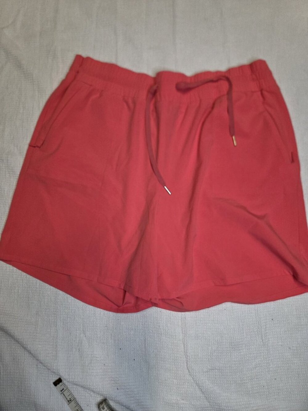Chico's Zenergy Women's Shorts Salmon Pink Sz 4/20 Drawstring Pockets. W/mark